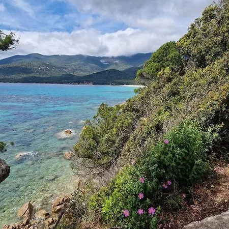 Mini 69 - Piscine Chauffee * Serra-di-Ferro (Corsica)