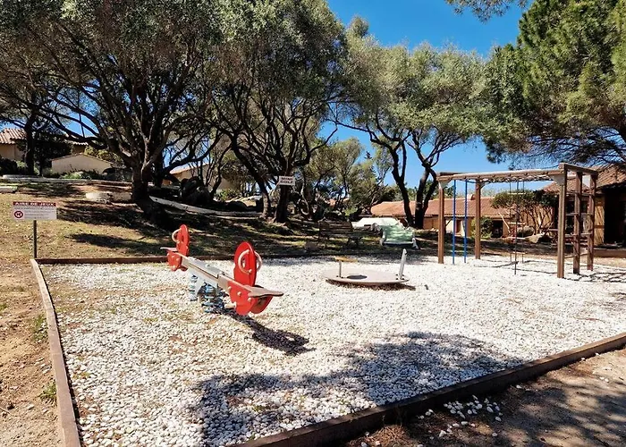Casa de Férias Mini 69 - Piscine Chauffee Serra-di-Ferro (Corsica)