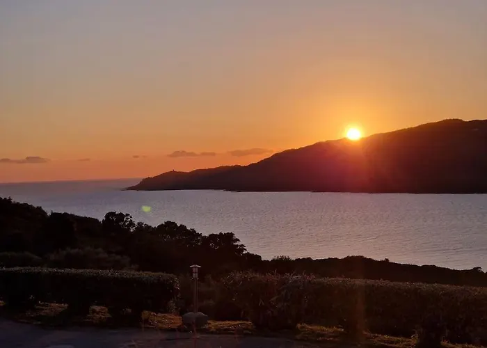 Mini 69 - Piscine Chauffee * Serra-di-Ferro (Corsica)
