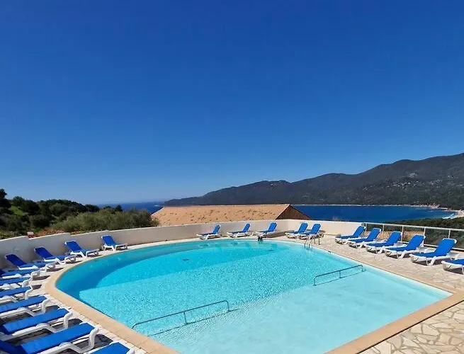 Mini 69 - Piscine Chauffee *